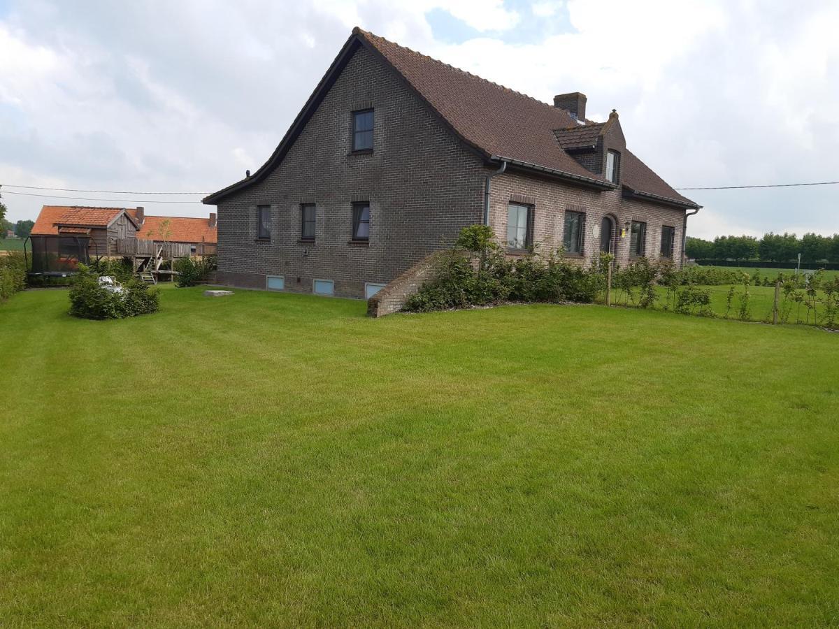 Vakantiehuis Zoetendaal Reningelst Exterior photo
